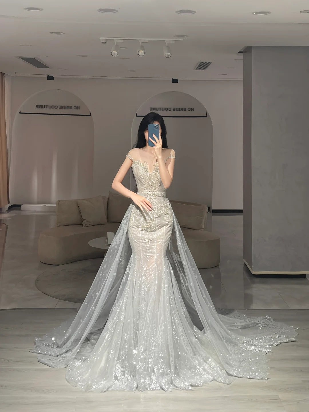 Sparkly Wedding Dresses Mermaid Scoop Neck Sequined Long Bride Dress Bridal Gown N2939