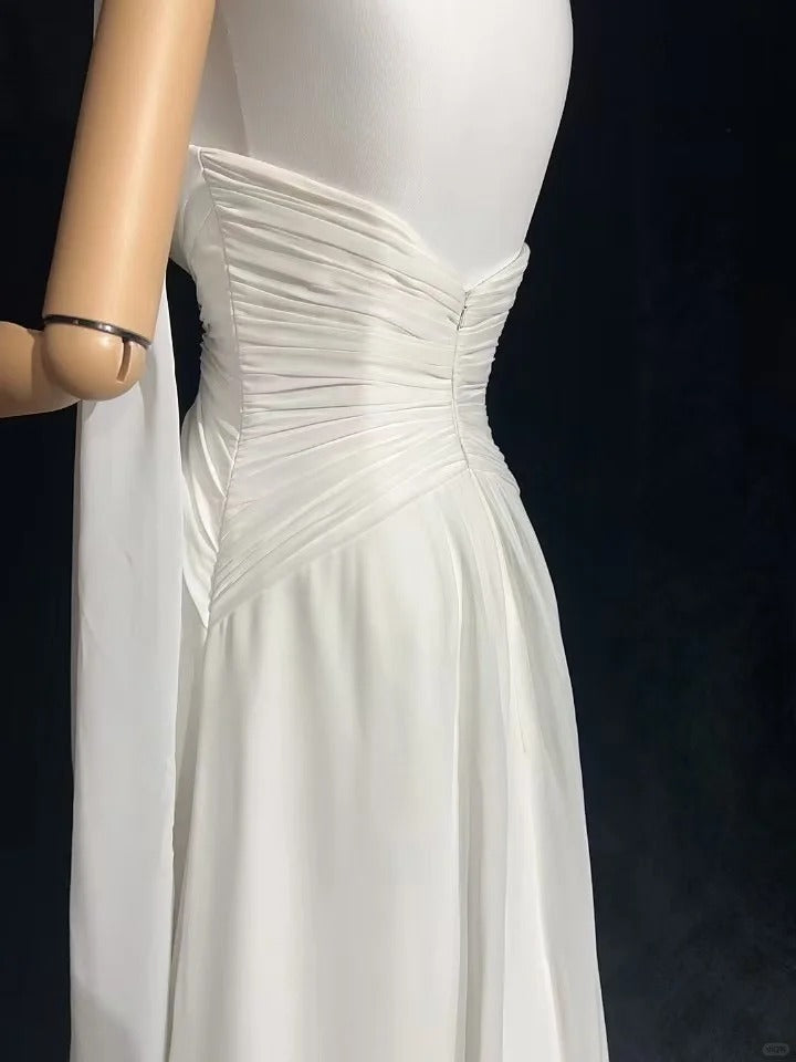Robes de mariée simples ligne A bretelles spaghetti mousseline blanc plissé été plage longue robe de mariée N3831