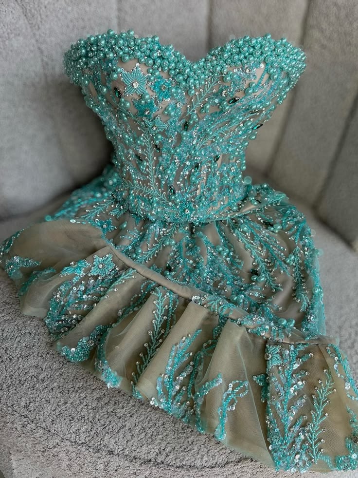 Mignonne fourreau moulante bustier bleu avec perles appliquées, courte Inspo Robe Hoco Idées Robes de bal de promo RB4081