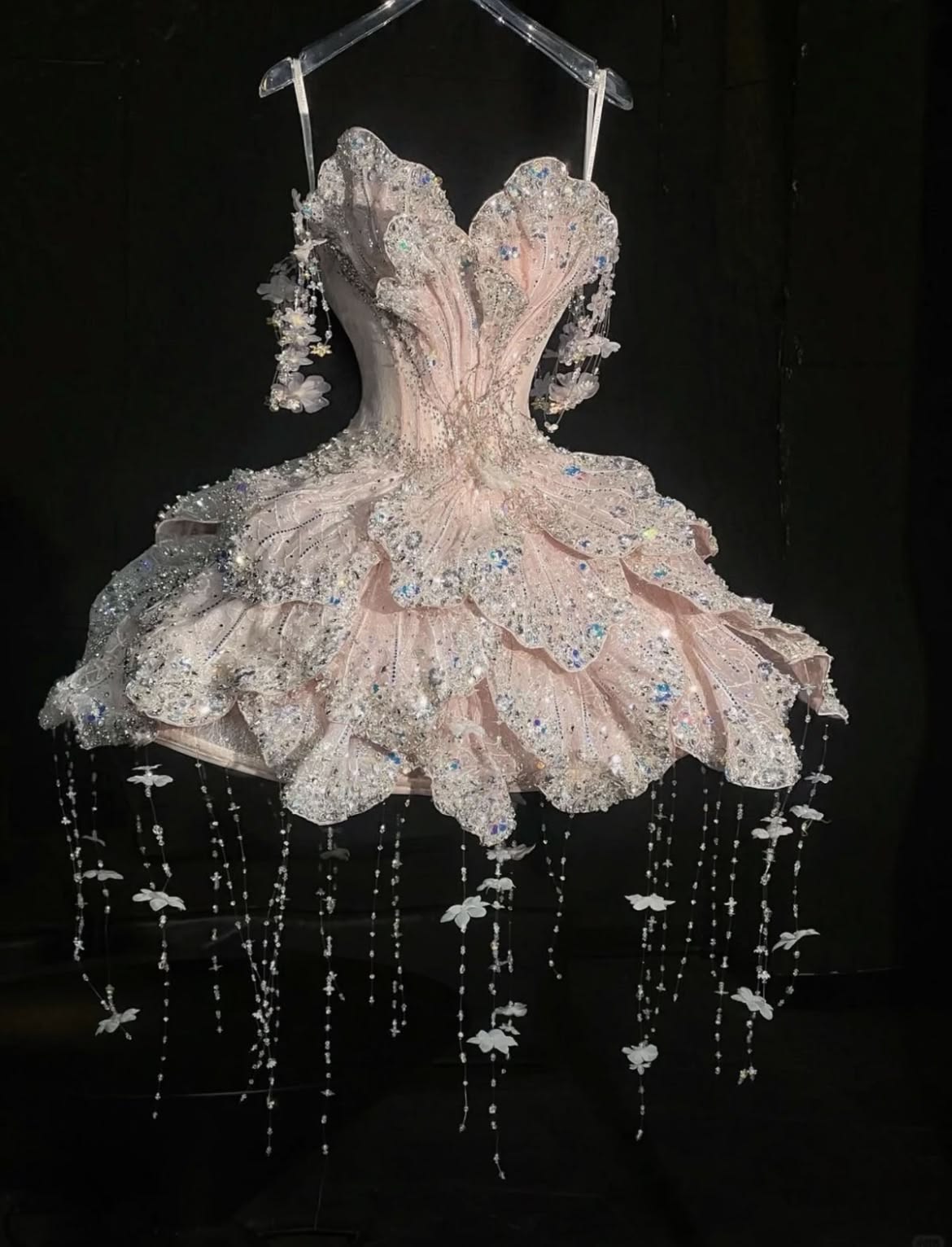Robes Courtes Roses de Soirée Coupe Cœur Ornées de Perles, Inspirations pour les 17 ans, Tenues de Fête d'Anniversaire et de Retour à la Maison RB3133