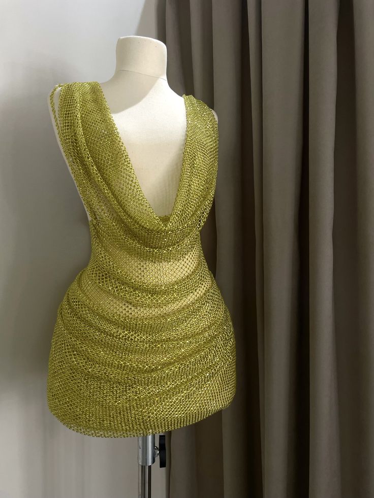 Sparkly Sheath Green Cowl Neck Sequin Mini Senior Inspo Short Birthday 17th Party Outfits Homecoming Dresses RB3153