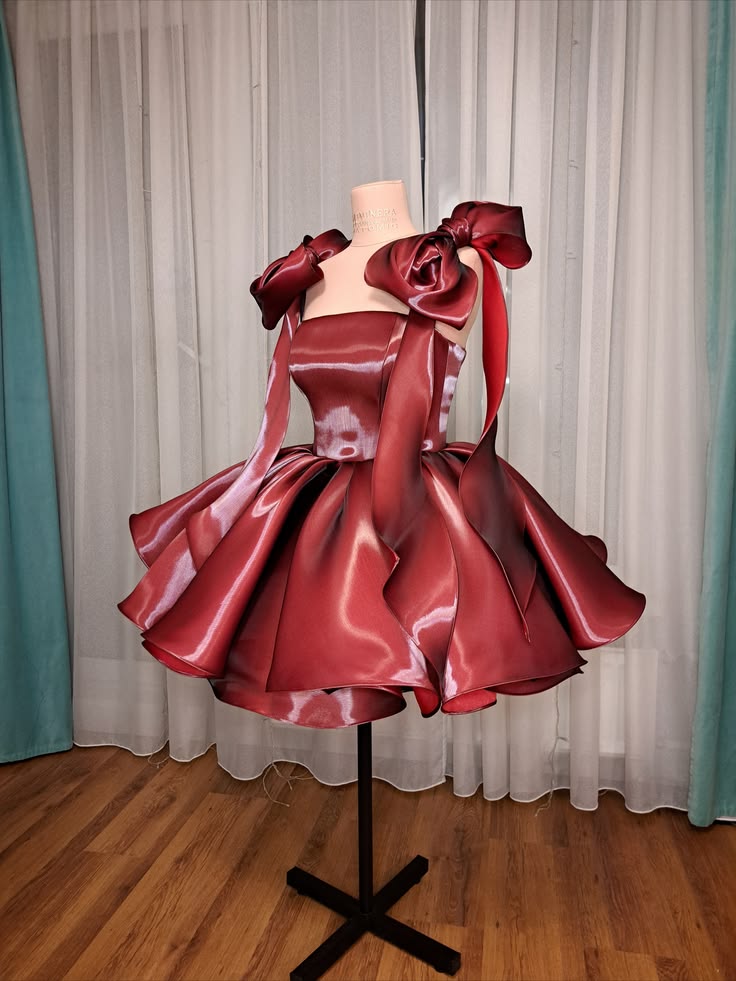 Stylische Ballkleid-Träger Rostrot Organza Semi-formal 12. Klasse Inspo Kurze Mini Homecoming Kleider RB4535
