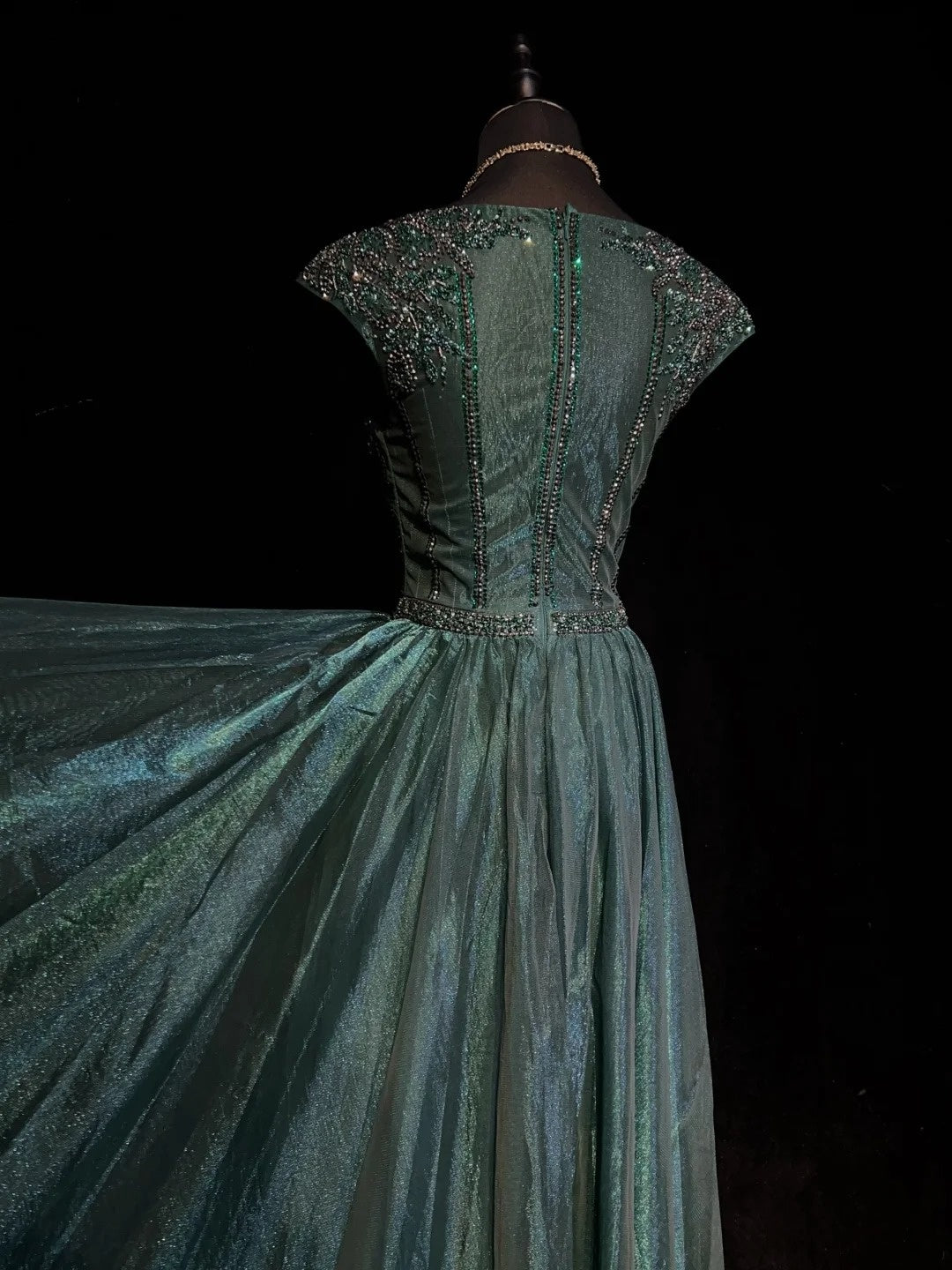 Vintage Abschlussballkleider A-Linie Rundhalsausschnitt Dunkelgrün Tüll Mit Perlen 90er Jahre Abendkleid N2590