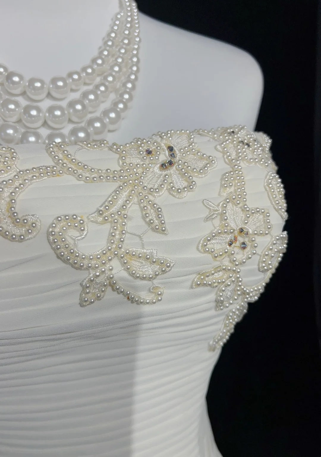 Zeitlose Hochzeitskleider, A-Linie, trägerlos, weißer Chiffon mit applizierter langer Brautrobe N3013