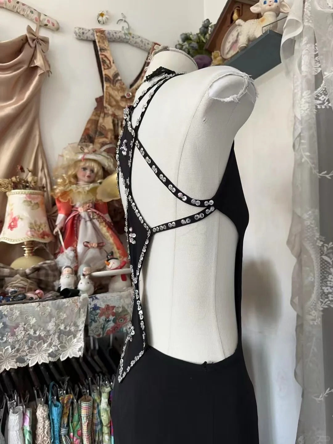 Vintage-Abendkleider, ästhetisch, Meerjungfrauen-Stil, V-Ausschnitt, schwarzer Chiffon, lang, Inspiration für formelle Anlässe N1989