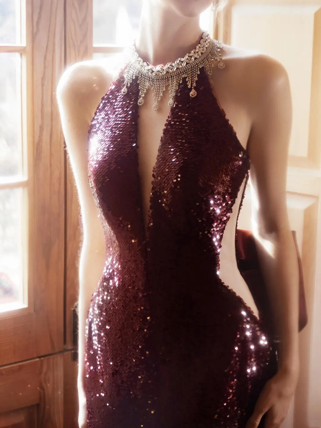 Vintage Mermaid Halter Burgundy Sequin Sleeveless Floor Length Prom Dress Inspiration Long Prom Dresses A046