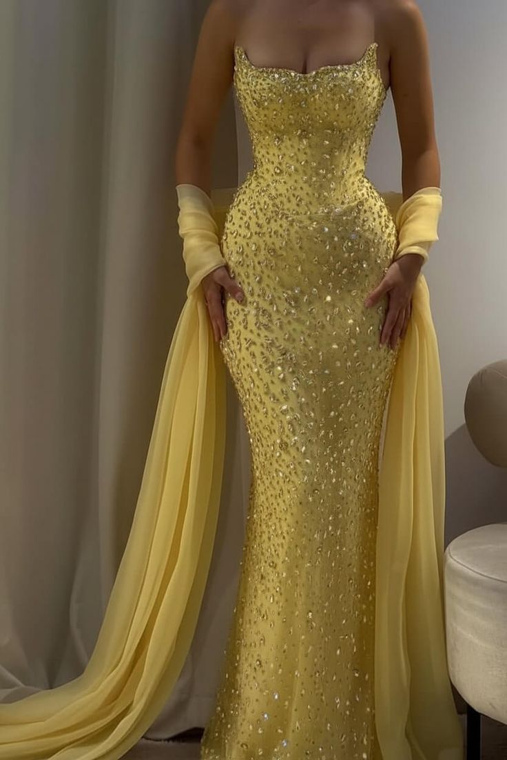 Bezauberndes, trägerloses, ärmelloses, langes Meerjungfrauen-Abendkleid mit Perlenstickerei AB1594