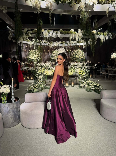 Elegantes, trägerloses, lila Satin-Abendkleid mit tiefer Taille, AB2182