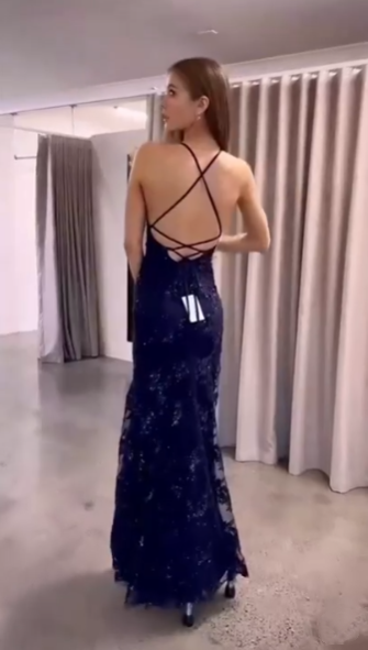 Glitzerndes Meerjungfrauen-Halterkleid aus marineblauer Spitze, langes Abendkleid mit Pailletten, Ballkleid AB744