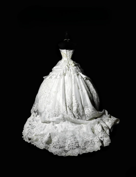 Vintage Ball Gown Sweetheart White Taffeta With Appliqued Lace Brides Gown Bridal Dress Wedding Dresses Style RB7554