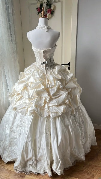 Sweet 16 Dresses Long Strapless Ivory Satin With Tiered Layers Ball Gown Sweet Sixteen Birthday Gown RC0409