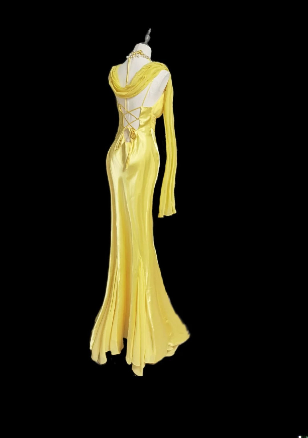 Robe de bal longue sirène classique jaune en dentelle dos nu à volants, col en V, pour les élèves de terminale (AS066)