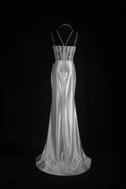Robe de bal vintage sirène à fines bretelles en satin de soie gris argenté, inspiration années 2000, avec fente en dentelle, robe de soirée formelle AS067