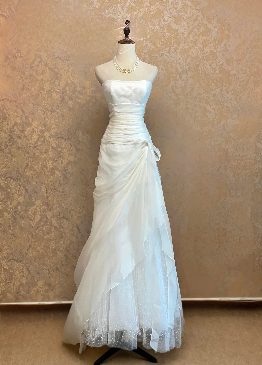 Minimalist Mermaid Wedding Dress Strapless Floor Length With Ruffles Long White Bridal Gown RB9056