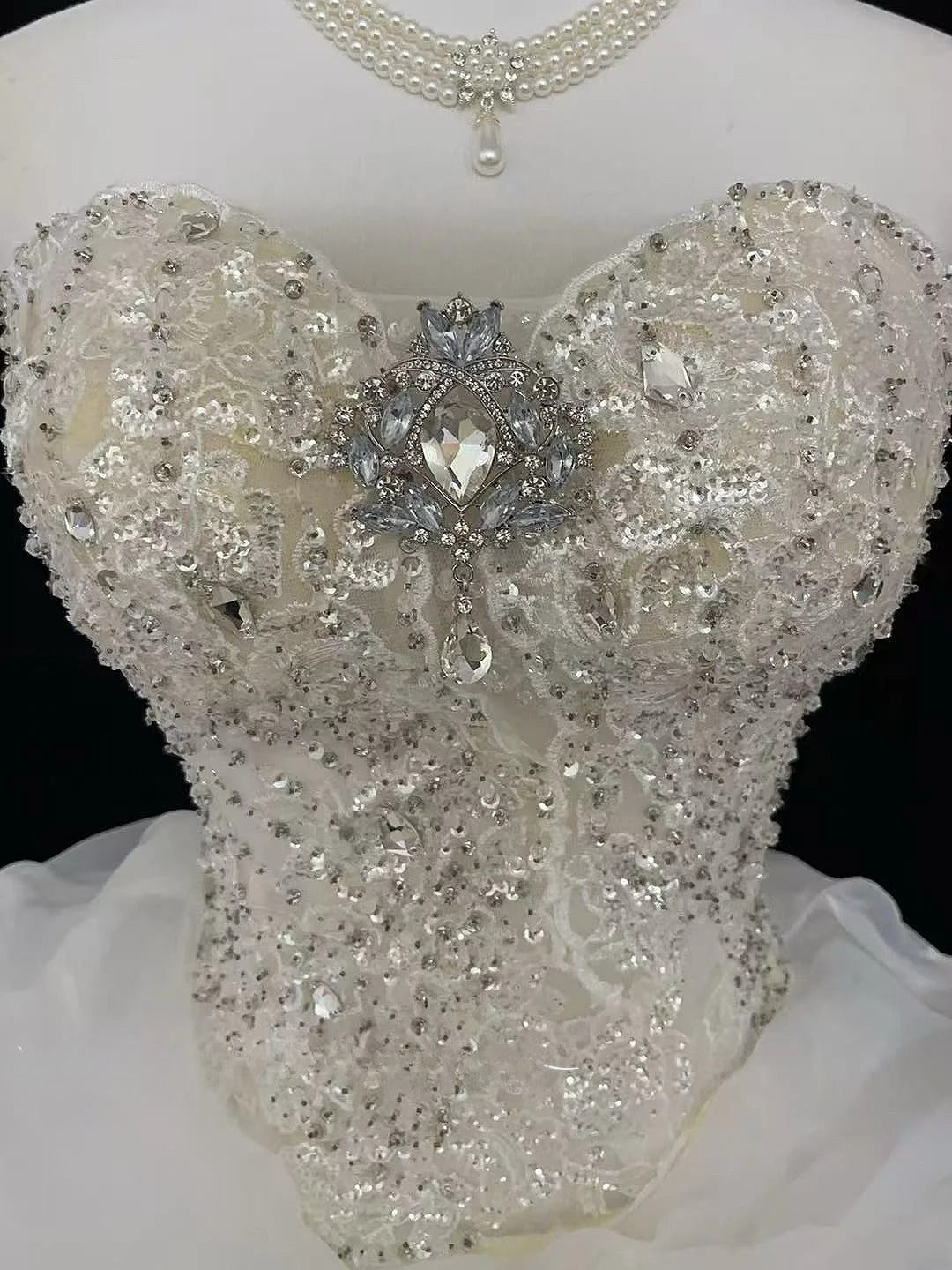 Cute Ball Gown Sweetheart Organza With Silver Beading Quince Dress Voluminous Sweet 16 Sweet Sixteen Outfits Vestido de 15 RB7459