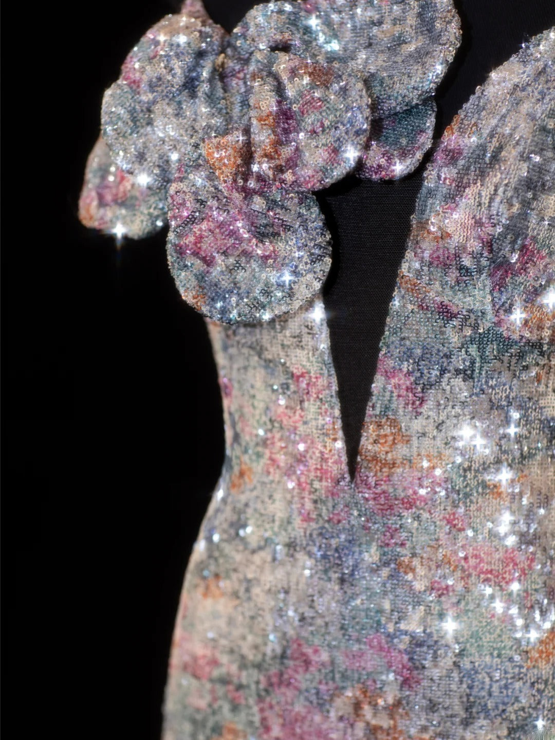 Robe de bal longue élégante à bretelles spaghetti et sequins floraux, coupe trapèze, style SA096