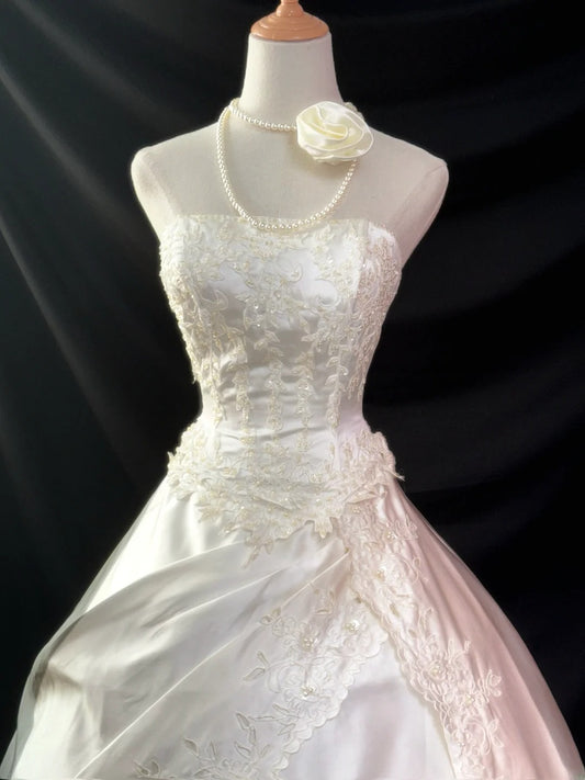 Vintage Style Ball Gown Strapless Taffeta White With Lace Brides Gown Bridal Dress Long Wedding Dresses RB5781