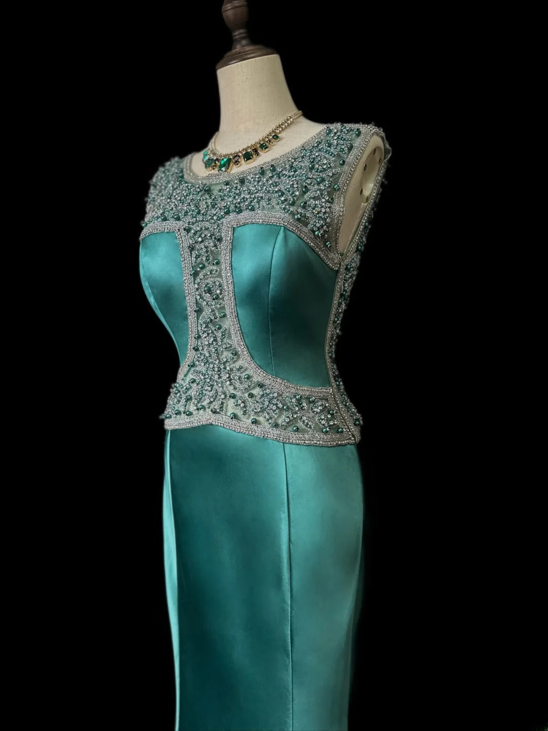 Vintage 70s Prom Dresses Mermaid Scoop Dark Green Satin With Open Backs Beading Long Party Dress Formal Outfits RB5922