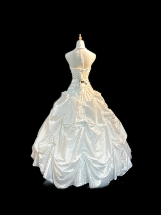 Classy Ball Gown Strapless White Taffeta With Ruffled Brides Gown Bridal Dress Long Poofy Wedding Dresses RB5785