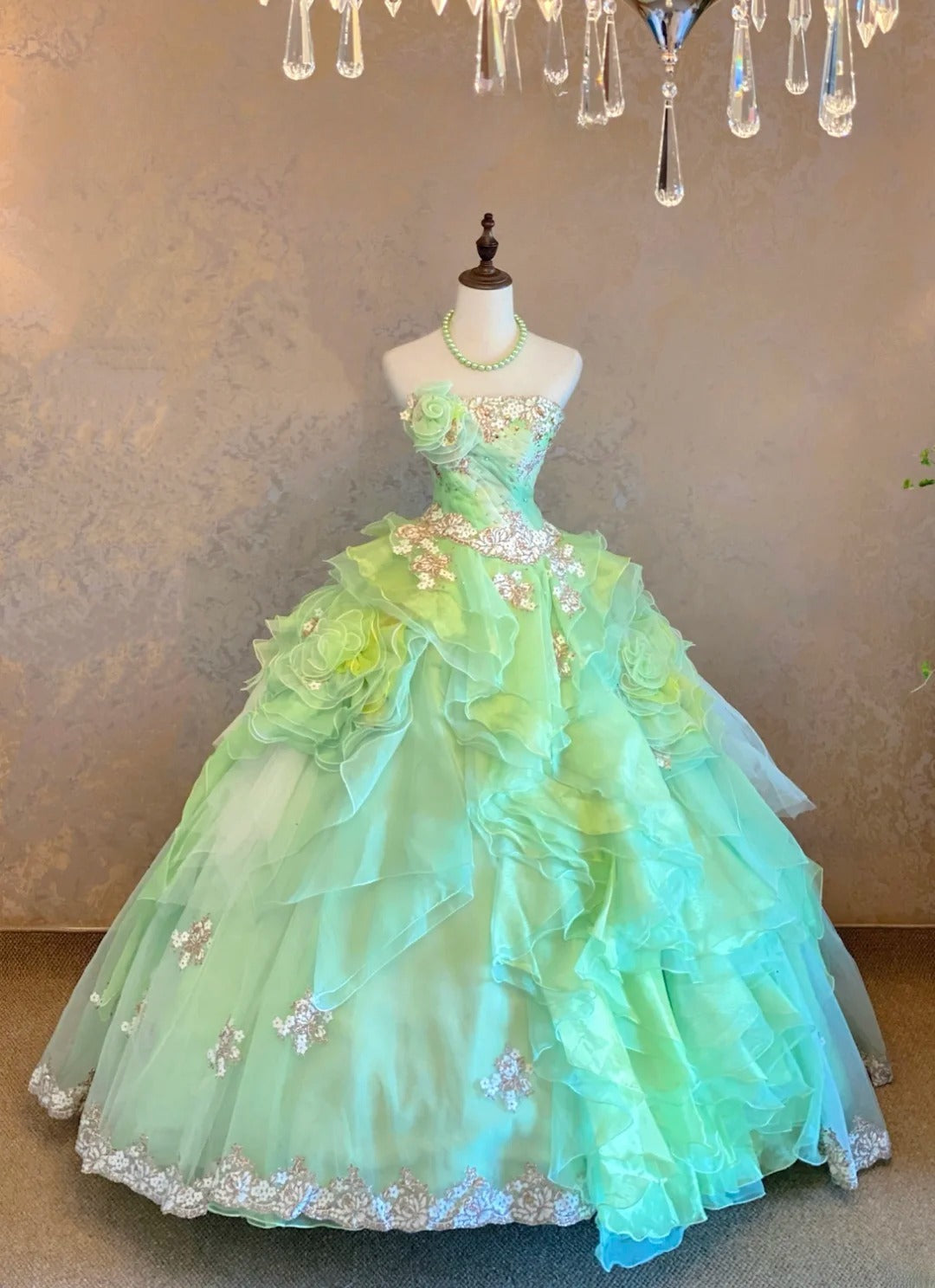 Quinceanera Dress With Tiered Appliques Floor Length Ball Gown Strapless Mint Green Sweet 15 15th Birthday Gown RB9086