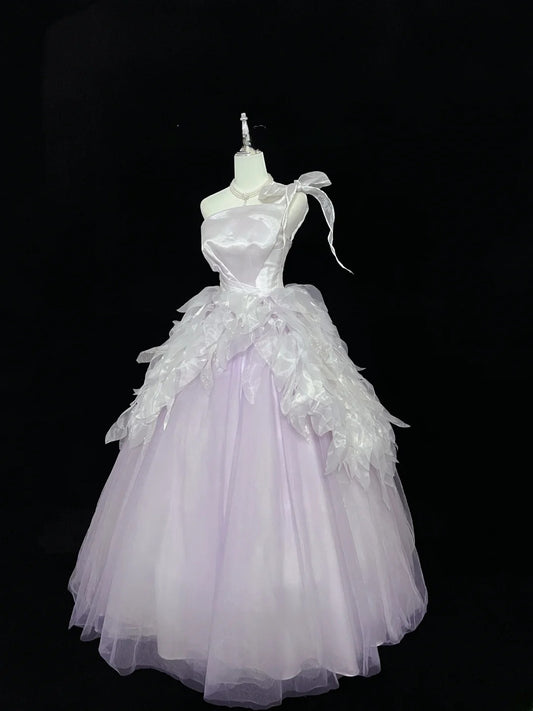 Prinzessinnen-Ballkleid, ein Schulterträger, fliederfarben, mit gestuften Lagen, Quince-Kleid, voluminöses Sweet 16-Outfit, Vestido de 15, RB7497