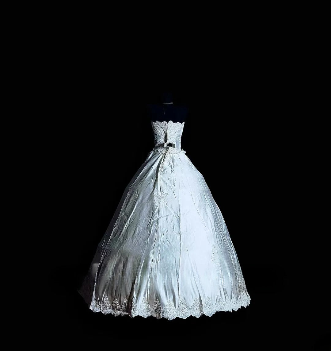 Cute Ball Gown Strapless Silver Long Quinceañera Dress Moda 2000 15 Quinceanera Dresses Ideas Sweet 16 Outfit RB7114