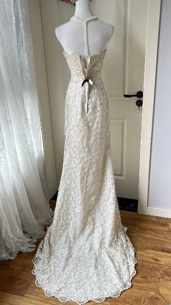 Schickes Brautkleid Meerjungfrau trägerlos weiß Spitze mit Goldperlen Spitzenhochzeitskleid RC0514