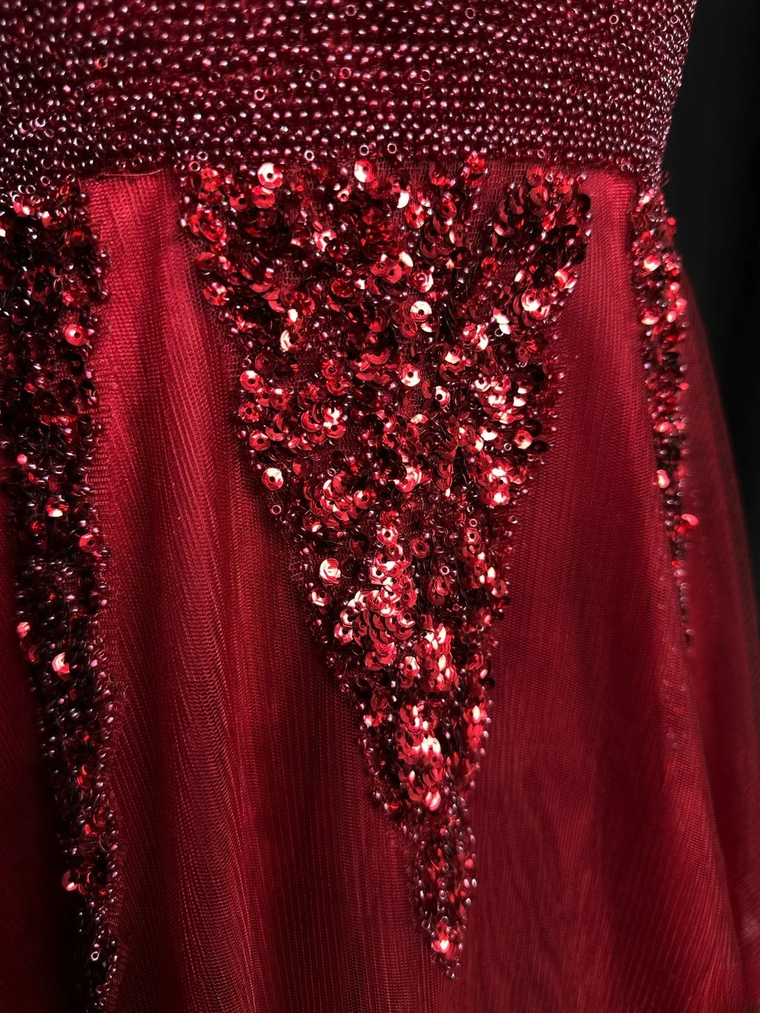 Vintage Prom Dresses A line V Neck Red Tulle With Beads Crystals Sleeveless Long Formal Outfits RB6005