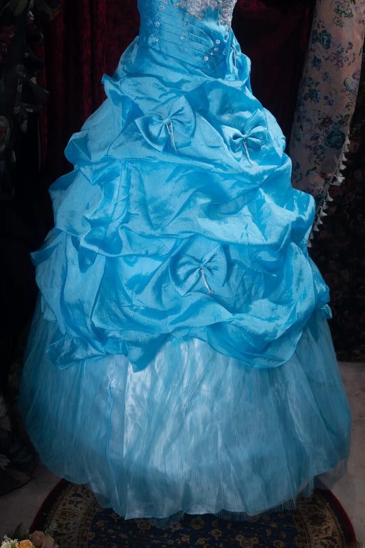 Cute Ball Gown Formal Events Strapless Blue Tulle With Appliqued Quince Dress Bow-knot Quinceanera Dresses Birthday Outfits RB8493