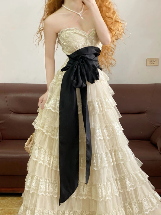 Prom Dress Elegant A Line Sweetheart Champagne Lace Floor Length Formal Evening Gown for Women Graduation Party RB9256