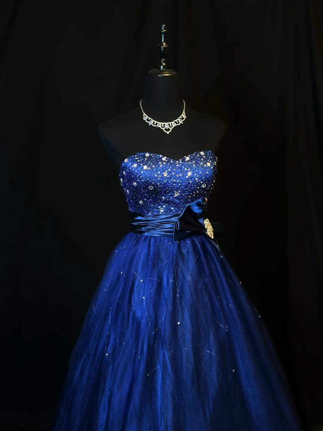 Modest Prom Dresses Ball Gown Sweetheart Royal Blue With Silver Beading Long Night Evening Formal Outfits RB6123