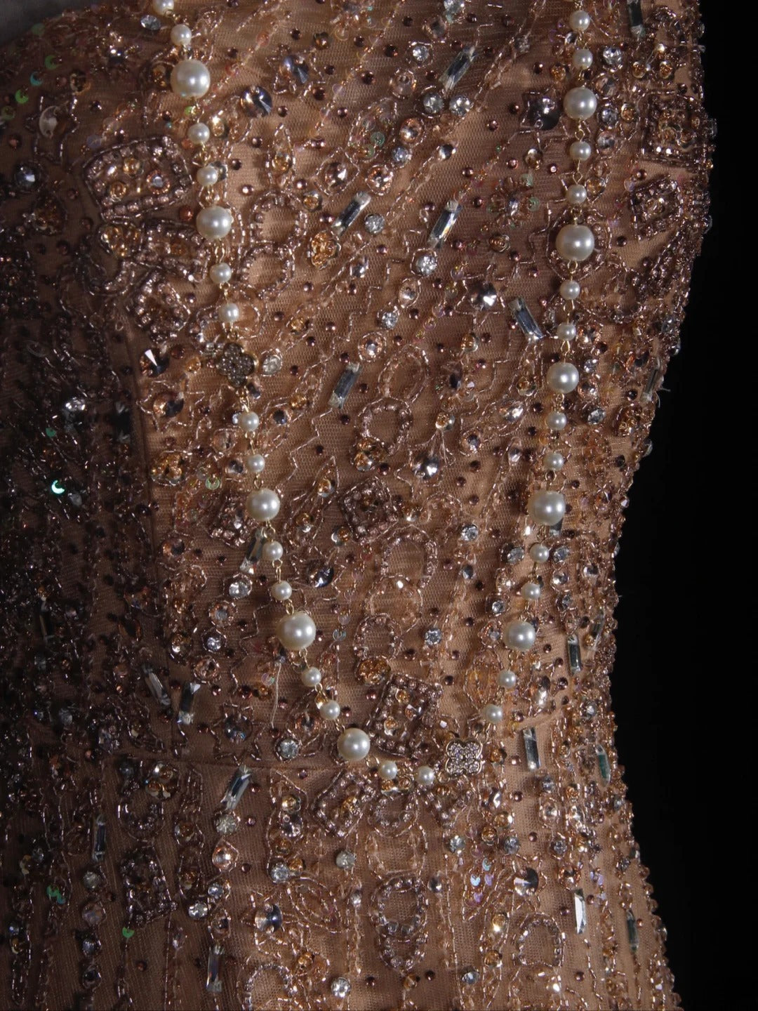 Retro-90er-Jahre-A-Linien-Abendkleid aus champagnerfarbenem Tüll mit Perlenbesatz und One-Shoulder-Ausschnitt – Inspiration für den 18. Geburtstag – Abendkleid AS290