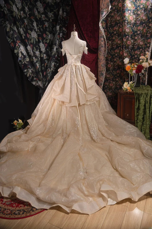 Regal Ball Gown Formal Events V Neck Champagne With Sequin Layers Lace Quince Dress Long Quinceanera Dresses Birthday Outfits RB8552