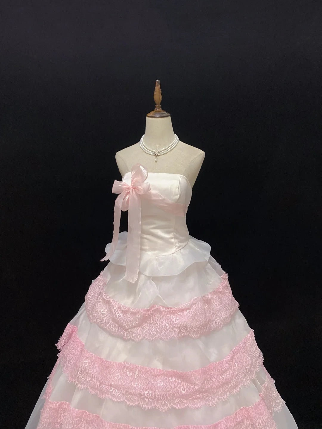 Dreamy Ball Gown Strapless Pink Lace Poofy Long With Layers Tiered Quince Dress inspo Quinceanera Dresses Sweet 15 16 Outfits RB7779