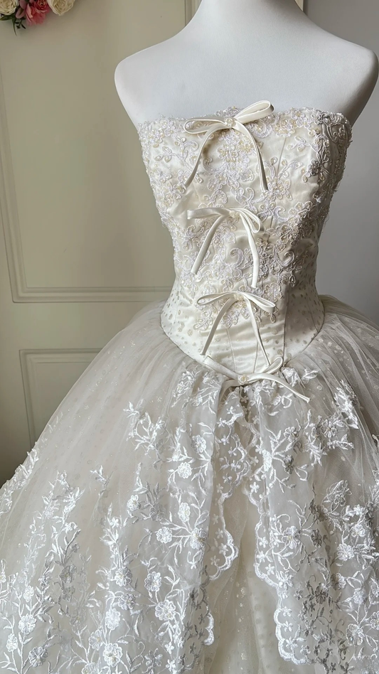 Cute Sweet 16 Dress Long Strapless Tulle With Appliques Lace Ball Gown Sweet Sixteen Party Birthday Dresses RC0694