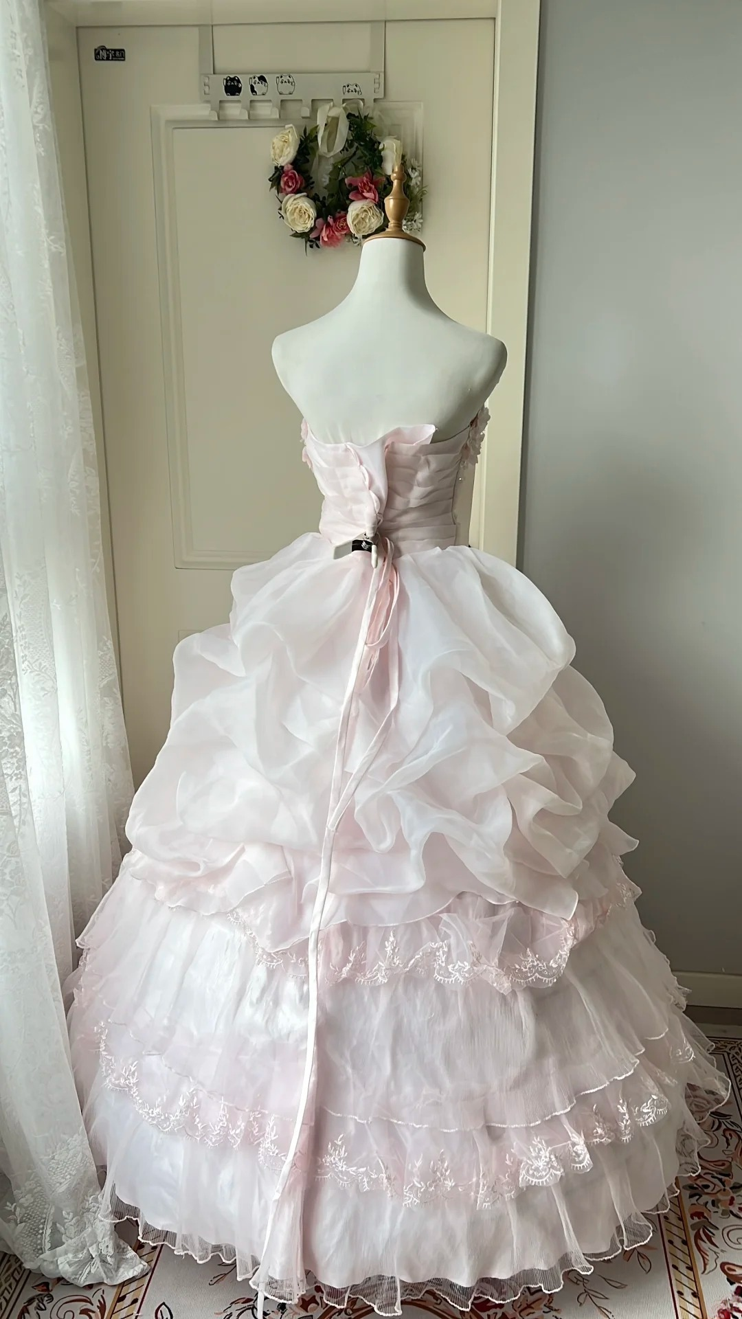 Ideen für ein Sweet-16-Kleid, Ballkleid, trägerlos, rosa Spitze mit 3D-Applikationen, Ballkleid für den sechzehnten Geburtstag, RC0735