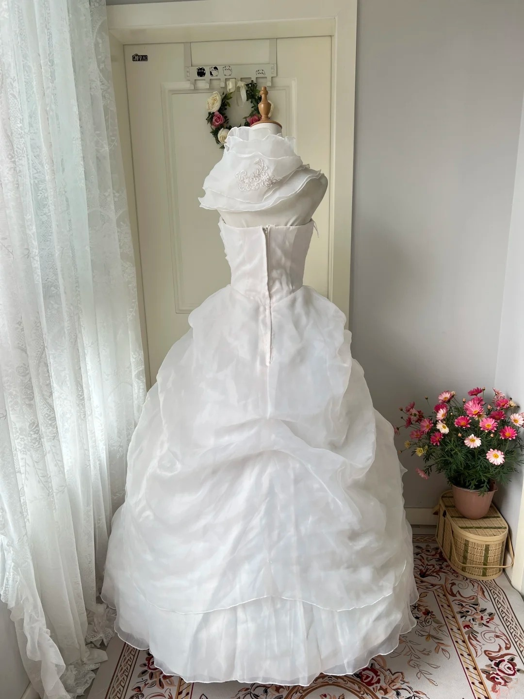 Ideen für Sweet-16-Kleider Ballkleid trägerlos mit Spitzen-Schleife rosa Ballkleid Sweet Sixteen 16. Geburtstag Kleider RC0769