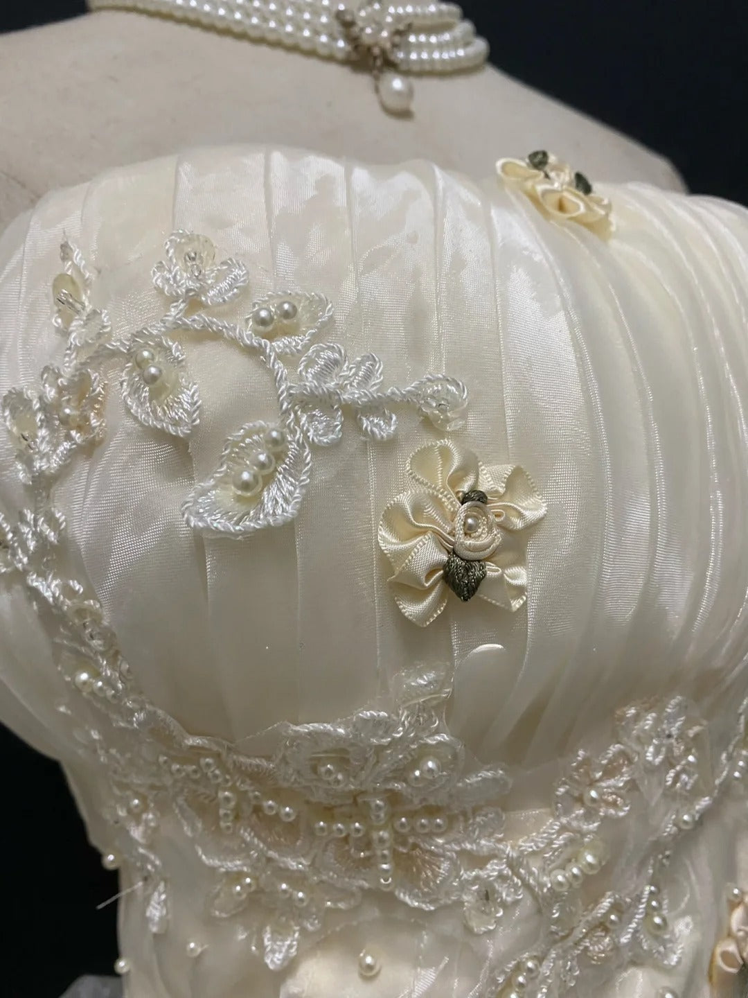 Aesthetic Ball Gown Strapless Organza Ivory Long With Tiered Layers Appliqued Quince Dress inspo Quinceanera Dresses Formal 18th Birthday Outfit RB7910