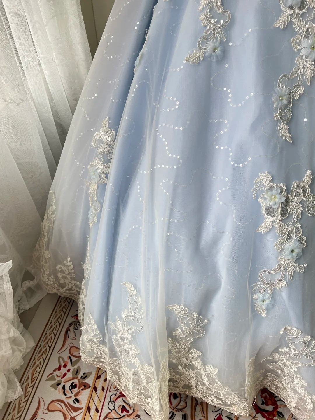 Quinceanera-Kleid für den 15. Geburtstag, Ballkleid mit Spaghettiträgern, helles Himmelblau mit Spitze, langes Outfit für den 16. Geburtstag RC0772