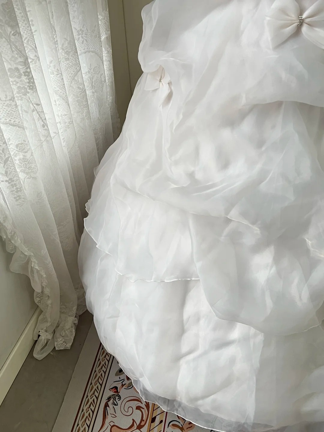 Ideen für Sweet-16-Kleider Ballkleid kurze Ärmel weiß mit gestuftem Ballkleid Sweet-Sixteen-Kleider zum 16. Geburtstag RC0782