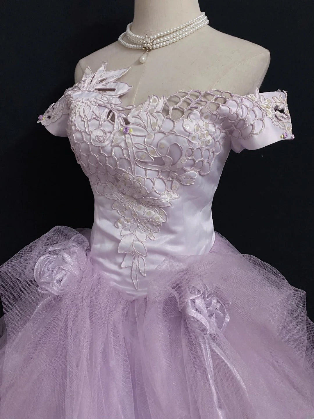 Princesses Fairytale Ball Gown Off The Shoulder Lilac With Flowers Lace Quince Dress Quinceanera Dresses Formal 16th Birthday Outfit RB7945
