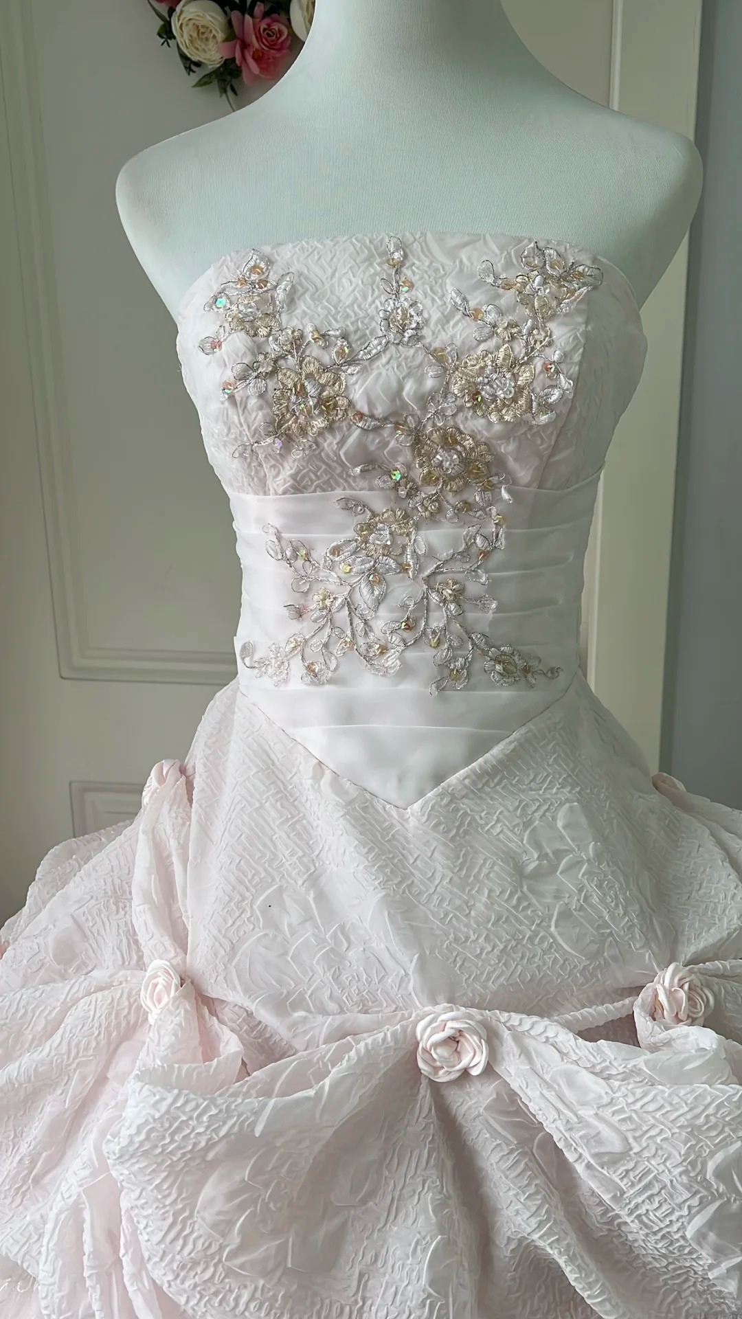 Pink Sweet 16 Quinceanera Dress Strapless Lace Embroidery Tiered Ball Gown With Ruffled RC0806