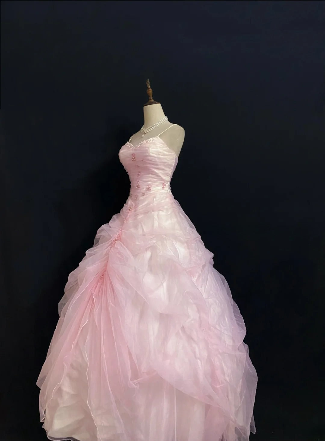 Princesses Fairytale Ball Gown Spaghetti Straps Pink With Tiered Ruffled Quince Dress Quinceanera Dresses 17th Birthday Outfit RB7987