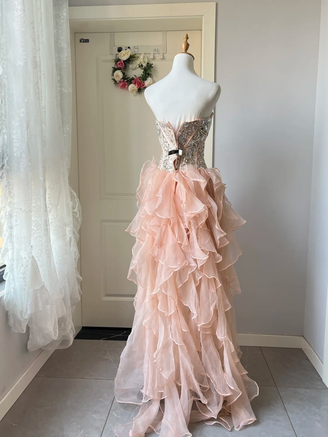 Dezentes Vokuhila-Abiballkleid in Altrosa, festliches Abendkleid mit Kristallen für Damen RC0846