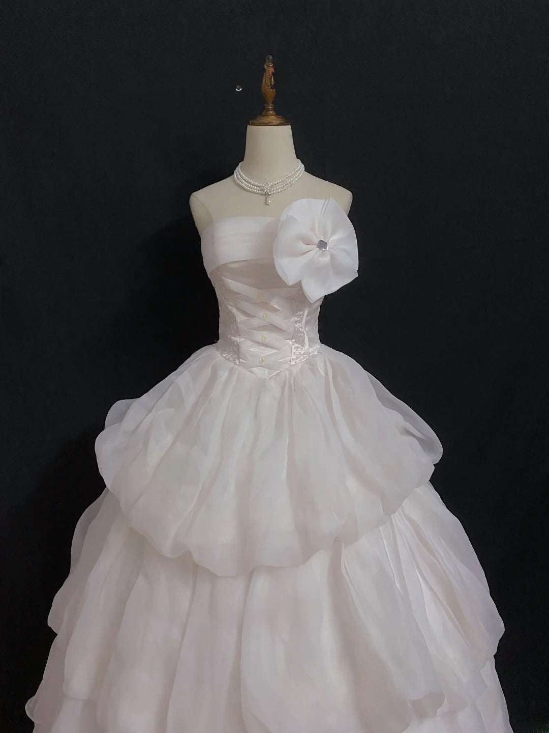 Princesses Fairytale Ball Gown Strapless Light Pink Long With Tiered Ruffled Quince Dress Quinceanera Dresses Formal Birthday Outfits RB8012