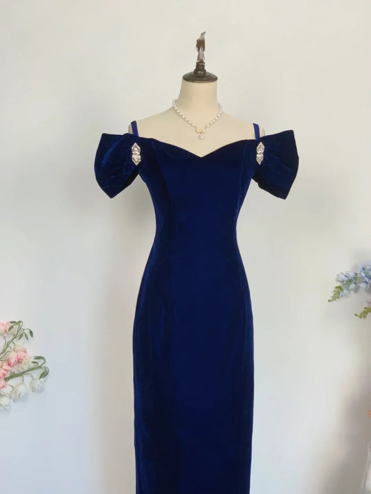 Elegant Sheath Spaghetti Straps Royal Blue Velvet Long Prom Dress Floor Length Evening Party Gown RB9649
