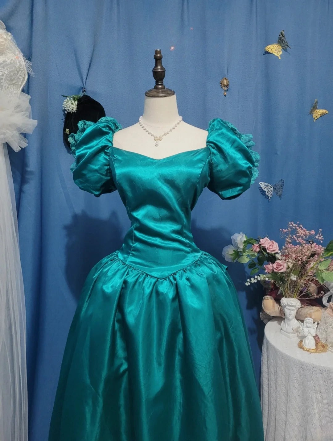 Elegant Ball Gown Sweetheart Teal Blue Satin Prom Dress Floor Length Evening Party Gown RB9697