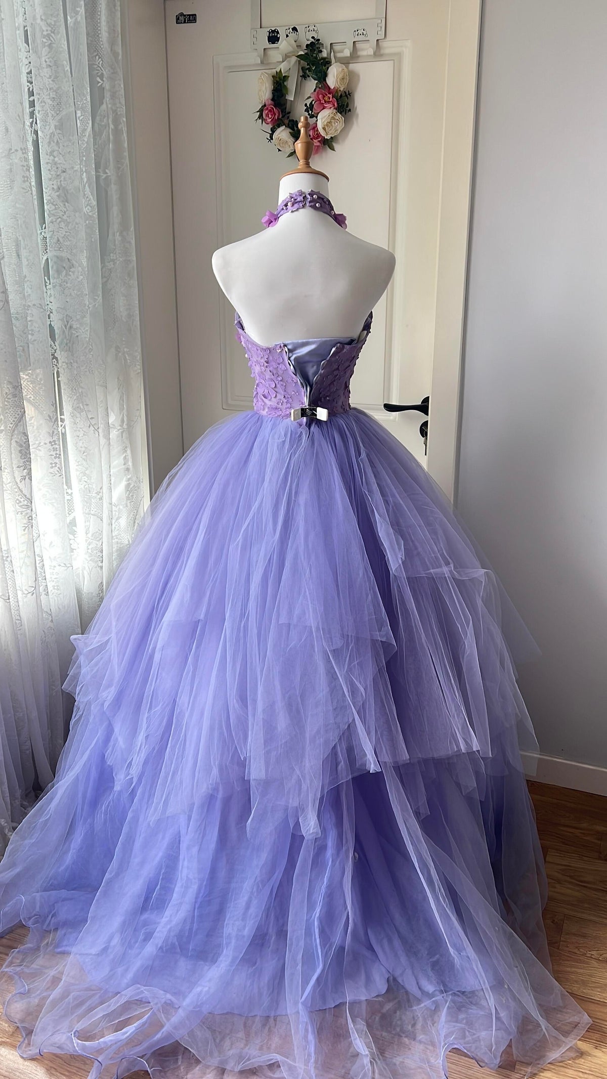 Sweet 16 Quinceanera Kleid Ballkleid hochgeschlossener Tüll Flieder mit Blumen Geburtstagsparty Kleid RC0861