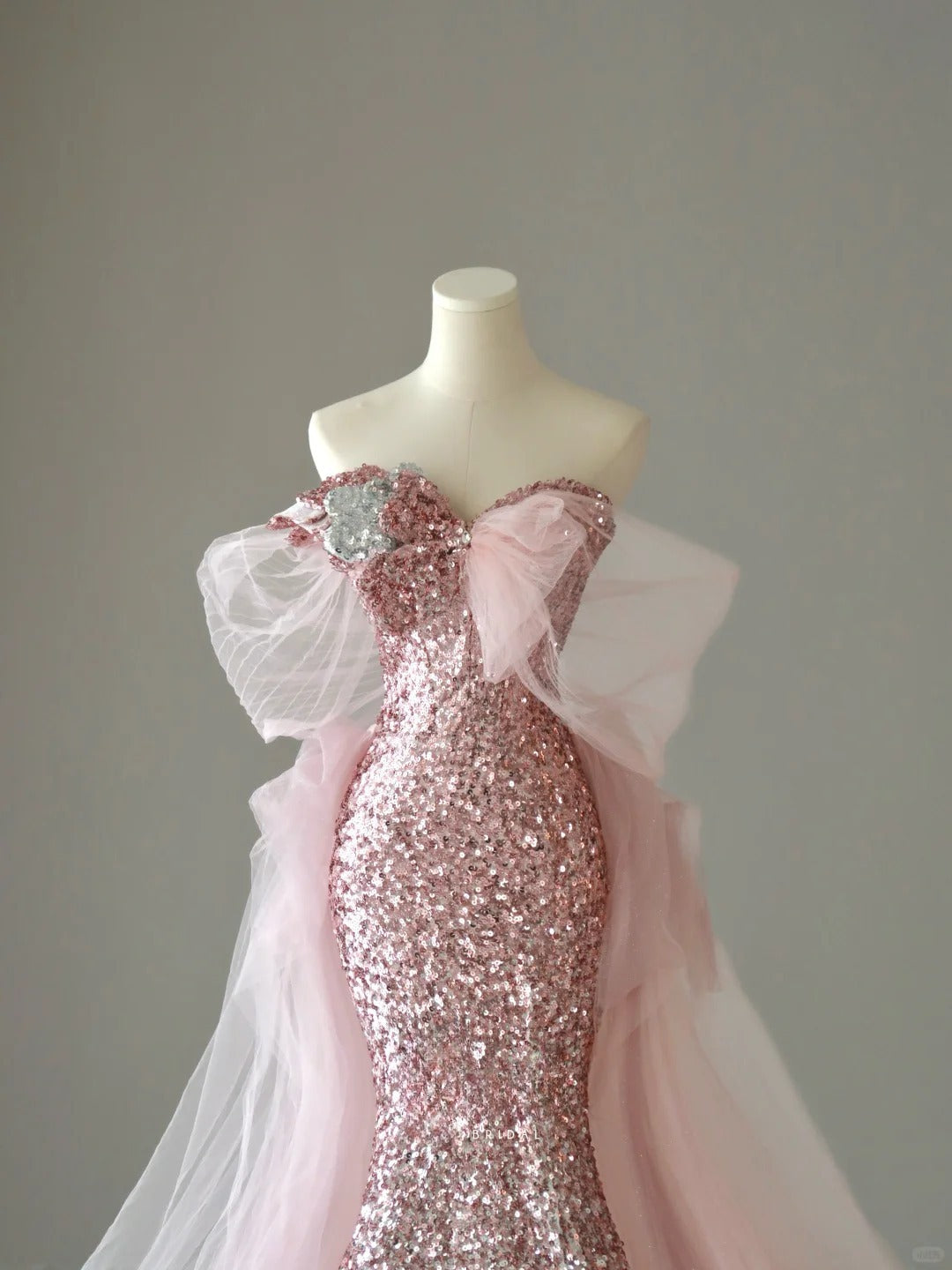 Funkelndes Meerjungfrauen-Abendkleid mit Herzausschnitt, Ombré-Muster in Rosa und Silber, Pailletten, ärmellos, langes Abendkleid AB221
