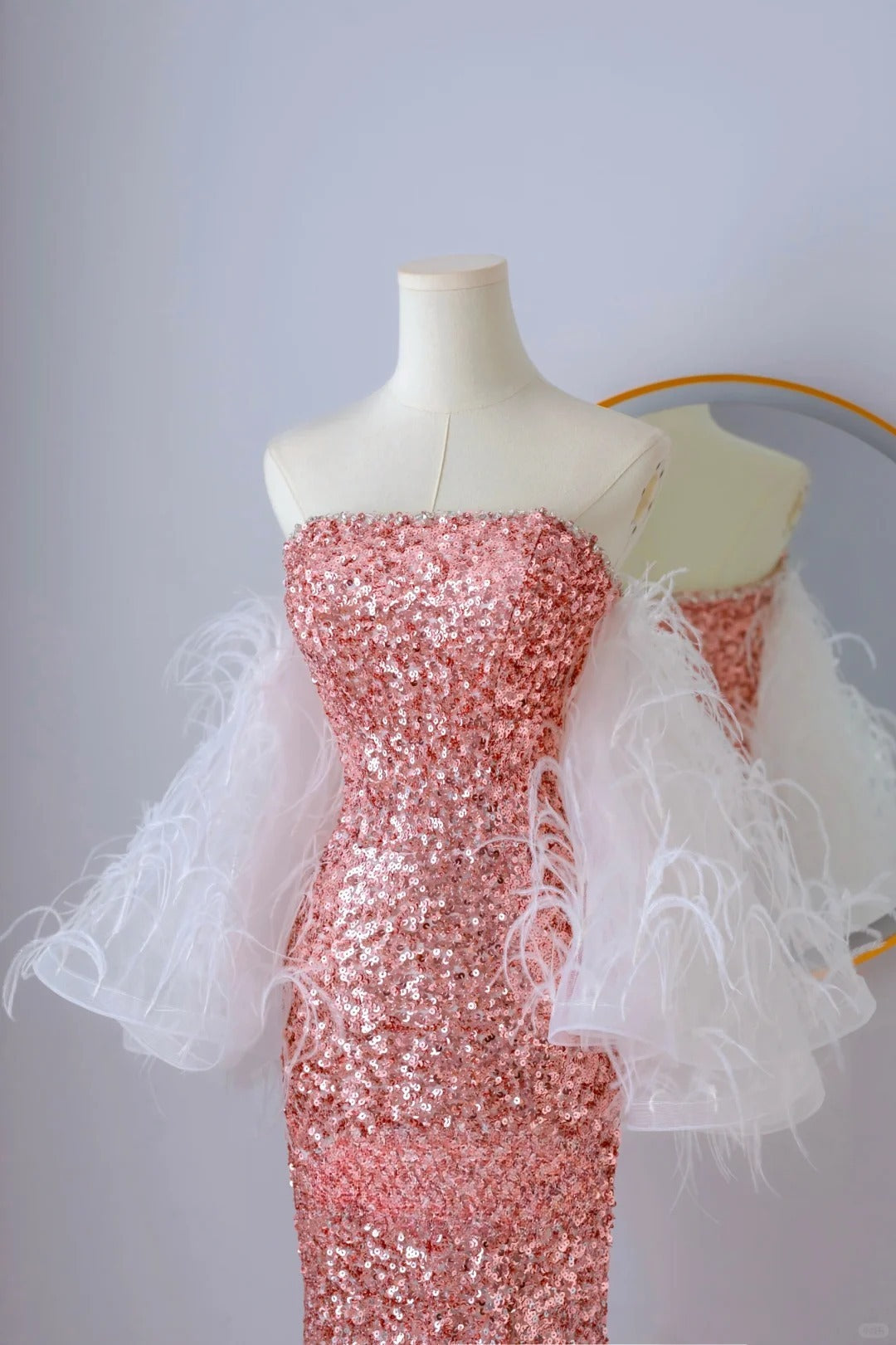 Edle Meerjungfrau trägerloses rosa Pailletten bodenlange Schlitz Ballkleider Abendkleid Geburtstag Outfits Abendkleid AU067